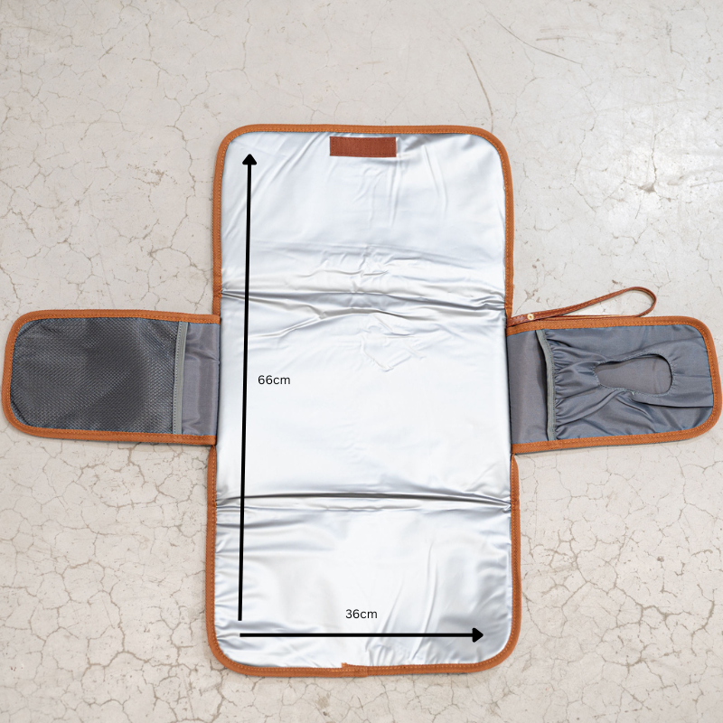 LuxeLittleOne™ Noa Changing Clutch