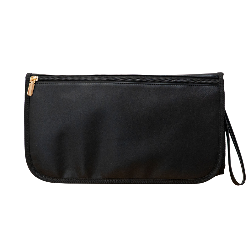 LuxeLittleOne™ Noa Changing Clutch